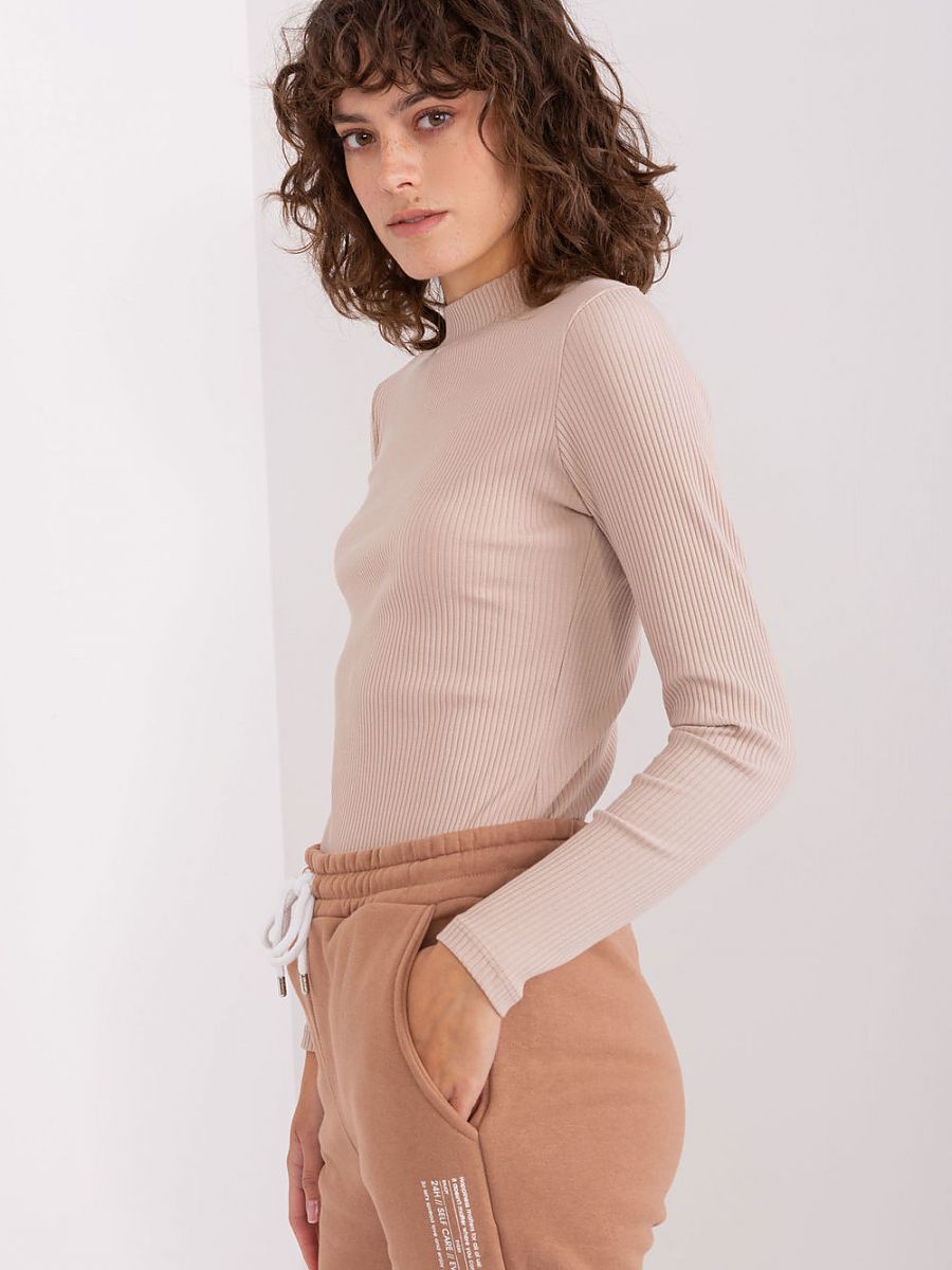BFG Ribbed Blouse – Everyday Elegance