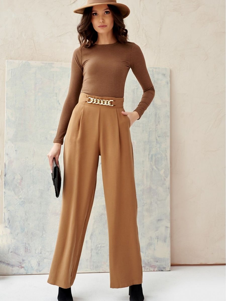 Roco Fashion – Wide-Leg Trousers with Chain Detail